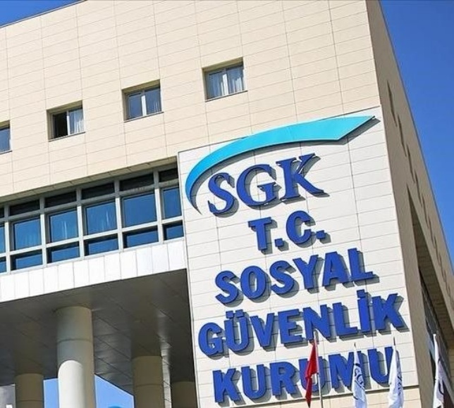 Manşet Sgk Cami Arsaları Ve Kamuya Tahsisli Alanlar Teminat Olamaz