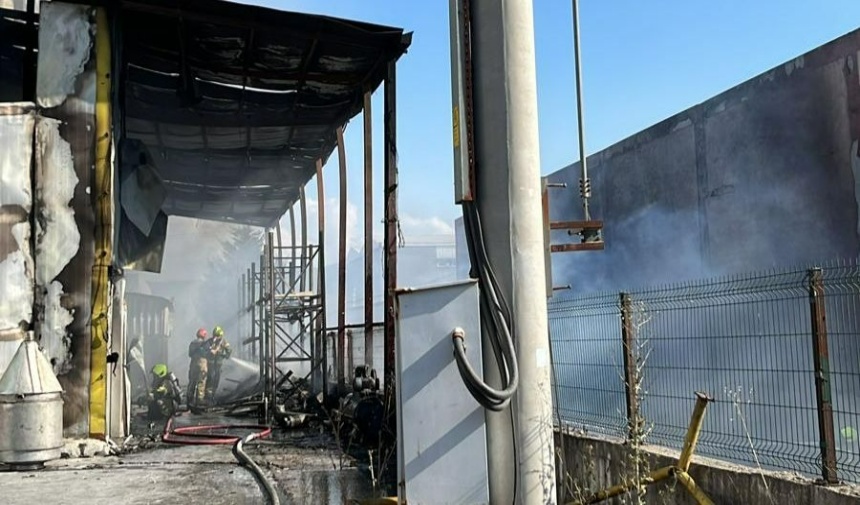 Bursa’da Koli Fabrikası Yangını Lastik Fabrikasına Sıçradı Görsel 2