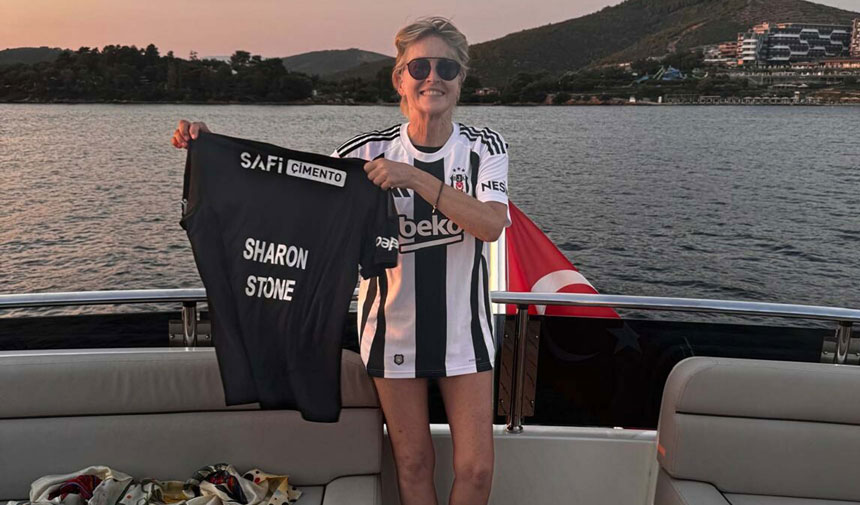 Sharon Stonedan Beşiktaş Sürprizi Özel Hediye Büyük İlgi Gördü