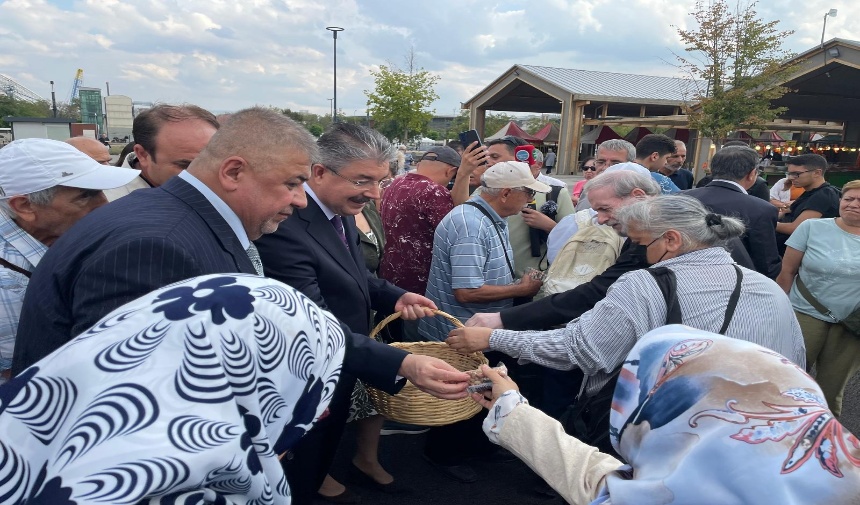 Osmaniye'nin Kültürel Zenginlikleri Ankara'da Tanıtılıyor Fıstık Dağıtımı