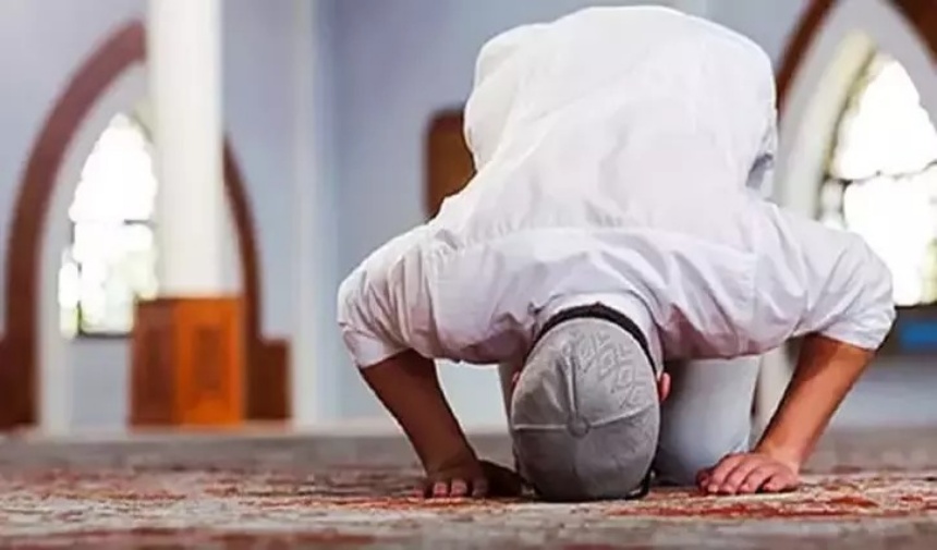 Rüyada Namaz Kıldığını Görmek Ne Anlama Gelir Görsel