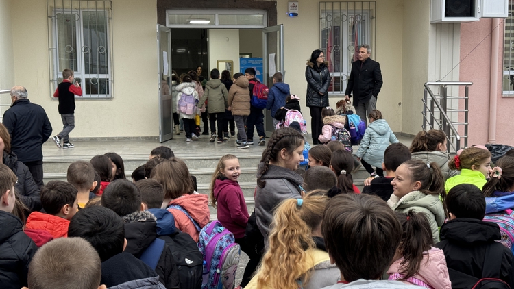 Meb'e Bağlı Okullarda Ara Tatil Sonrası Eğitim Yeniden Başladı Görsel 2