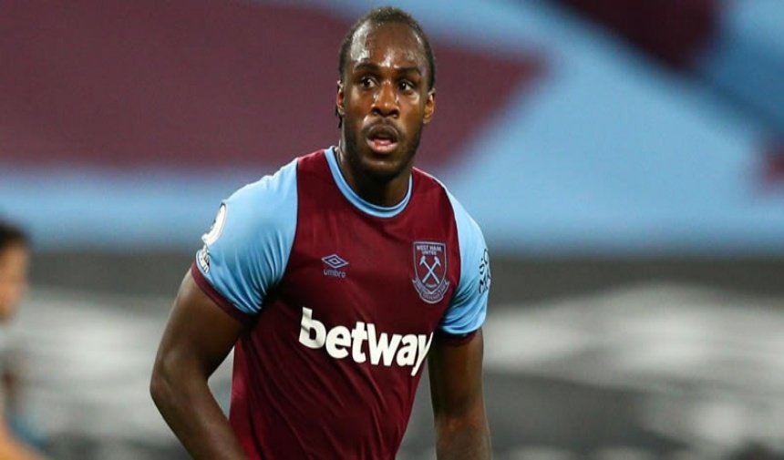 West Ham’ın Forveti Antonio Trafik Kazasında Yaralandı! Görsel