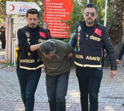 Antalya’da Eski Eşi Tarafından Ateşe Verilen Kadın Hayatını Kaybetti! 2