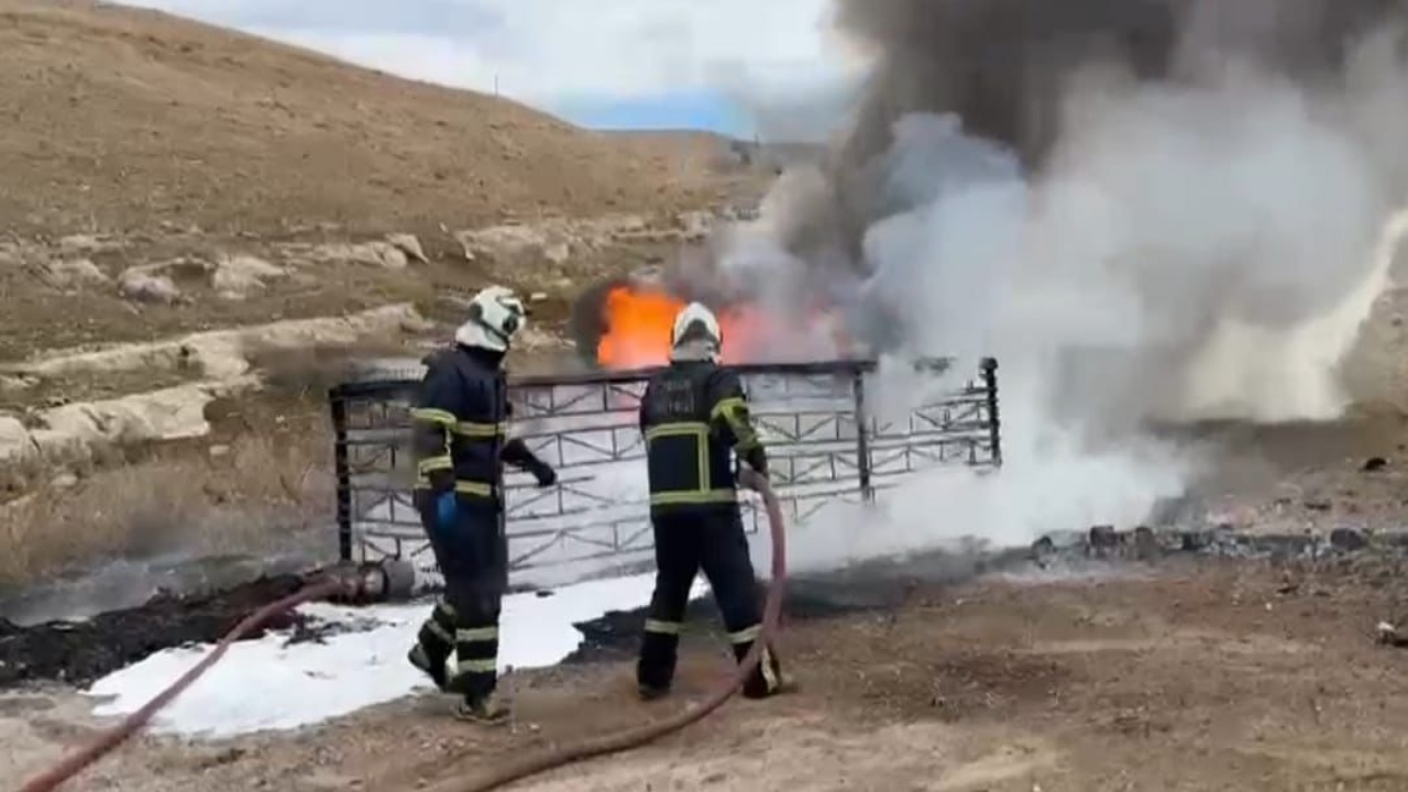 Batman’da Petrol Kuyusunda Çıkan Yangın Paniğe Neden Oldu 1