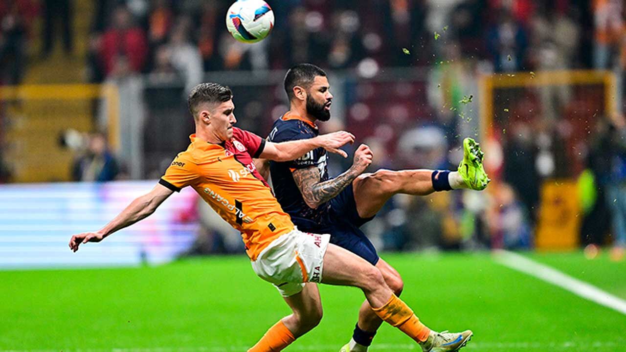 Galatasaray Başakşehir Maçı-1