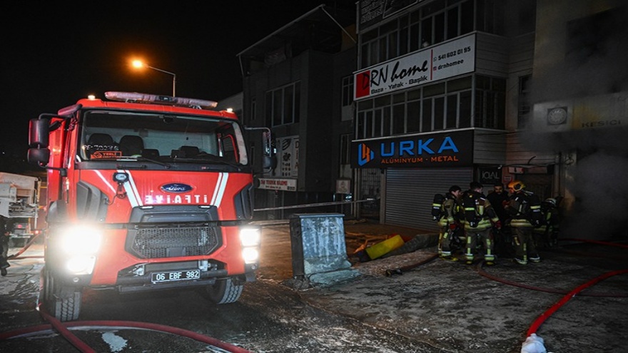 Ankara Siteler’de Mobilya Atölyesinde Yangın Paniği!2 (1)