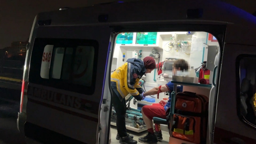 Kocaeli’de Feci Kaza Kontrolden Çıkan Araç Takla Attı!5