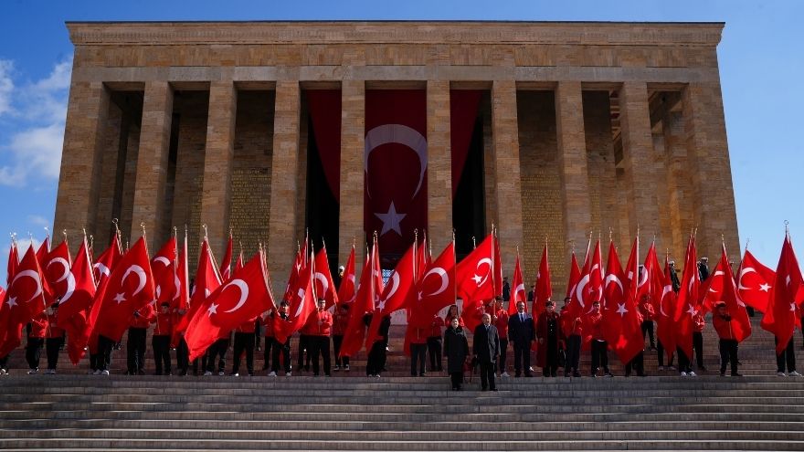 Anıtkabirde Çanakkale Zaferinin 110 Yılı Anısına Tören Düzenlendi