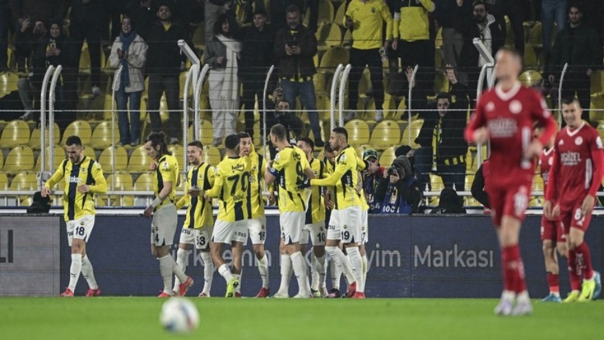 Fenerbahçe, Süper Lig'de Antalyaspor'a Şans Tanımadı2