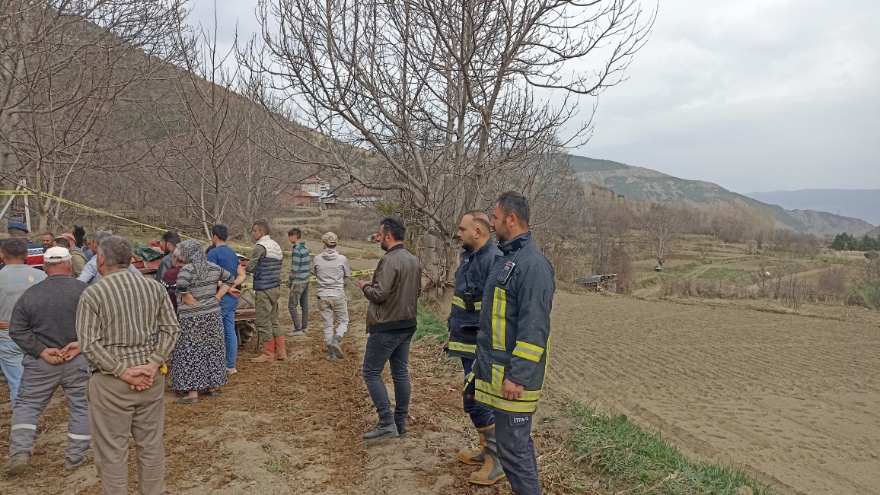 Kastamonu’da 2 Metre Yüksekten Düşen Traktör, Çiftçiyi Ezdi3