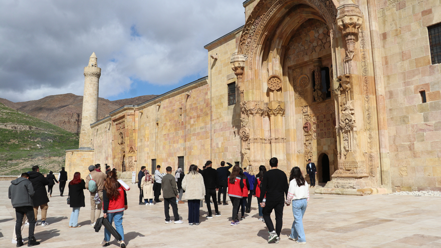 Divriği Ulu Cami: Anadolu’nun El-Hamrası
