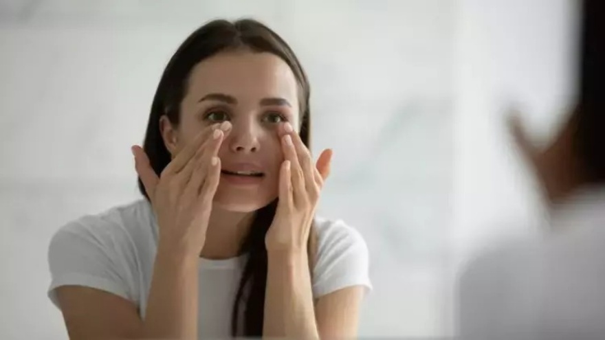 Göz Kapağı Titremesi (Nistagmus) Nedir, Neden Olur 2
