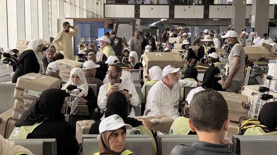 Suriye’den 14 Yıl Sonra İlk Hac Kafilesi Yola Çıktı2