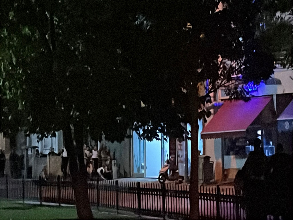 Adapazarı'nda Polise Ateş Açan Şüpheli 6 Saat Sonra Teslim Oldu 2