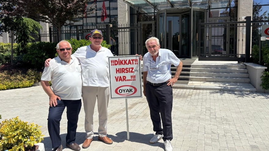 Emekli Oyak Üyesinden Nema Protestosu 2