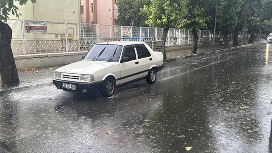 Kırklareli'nde Aniden Bastıran Sağanak Yaşamı Etkiledi