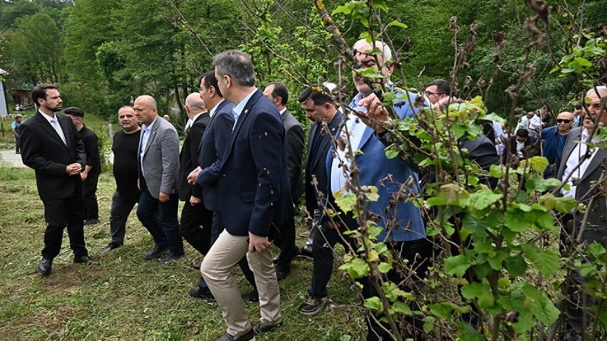 Tbmm Zirai Don Komisyonu Düzce Ve Sakarya’da İnceleme Yaptı2