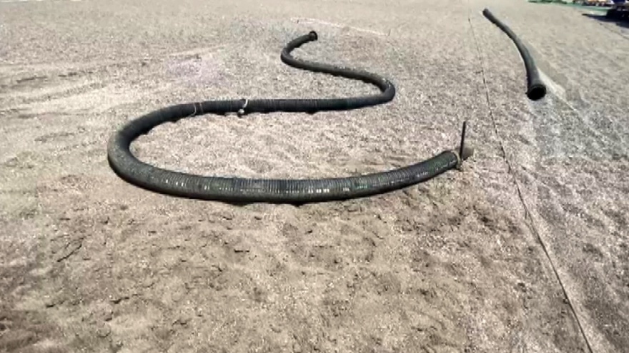 Antalya Selinus Sahili’ndeki Plastik Boru Kirlilik Endişesi Yarattı 3