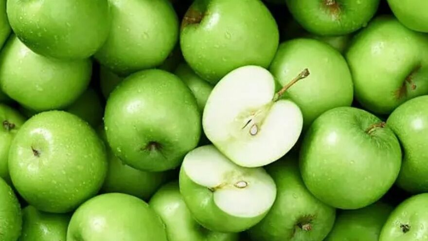 Elma Çekirdeği Yenir Mi