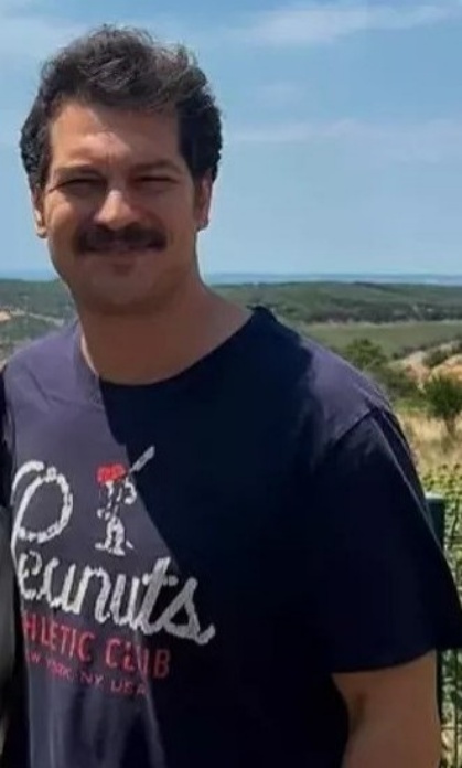 Ozan Akbaba Ve Çağatay Ulusoy'un Yeni İmajı Sosyal Medyada Olay Oldu 7