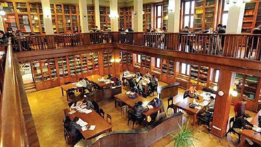 Rüyada Kütüphane Görmek, Kitap Almak, Aramak, Düzenlemek Ne Anlama Gelir