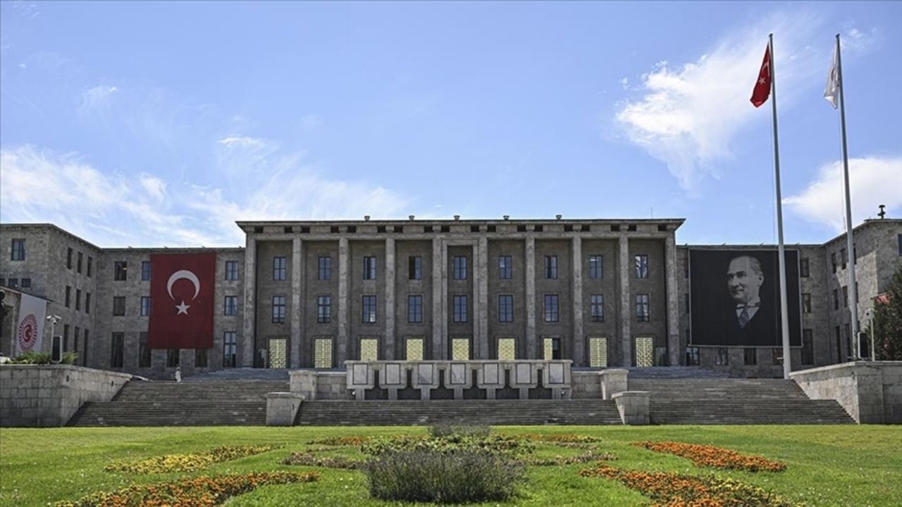 TBMM tatili