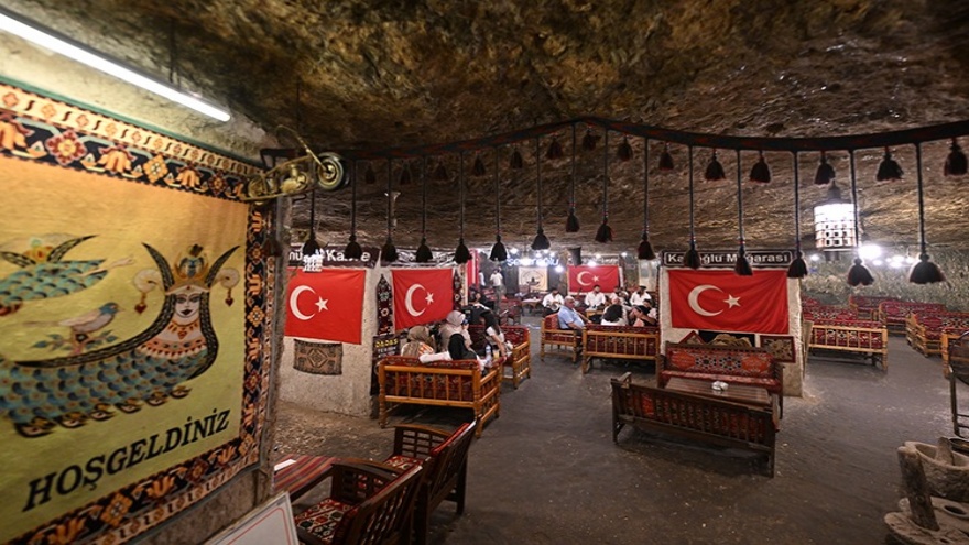 Gaziantep’te Sıcaktan Kaçanlar, Doğal Klima Mağaraya Akın Ediyor3