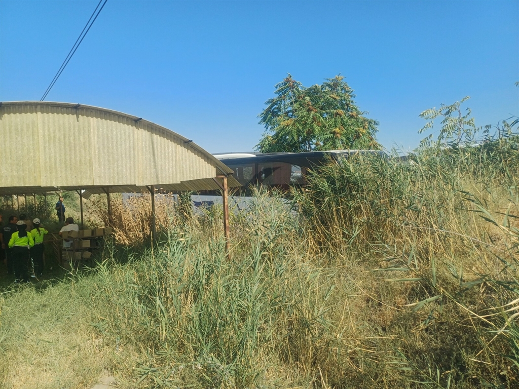 Otobüs Fabrikaya Daldı 3