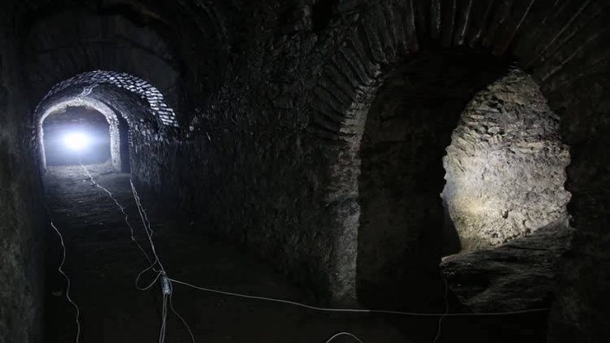 Rüyada Tünel Görmek, Tünelden Geçmek, Kapalı Tünel Görmek, Yürümek Ve Çıkmak Ne Anlama Gelir 2