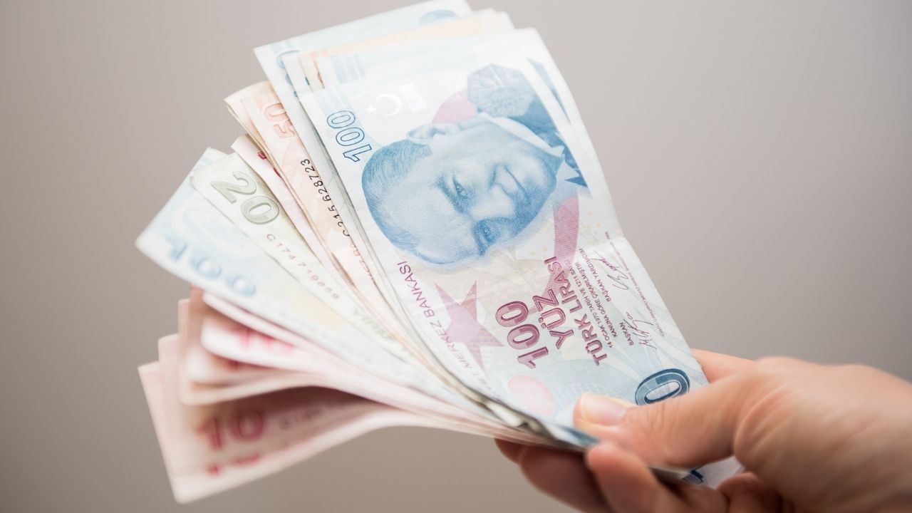 Emekliye Rekor Promosyon: 2025’te En Yüksek Ödemeyi O Banka Veriyor! Bankalarda emekli promosyonu ne kadar 2025?