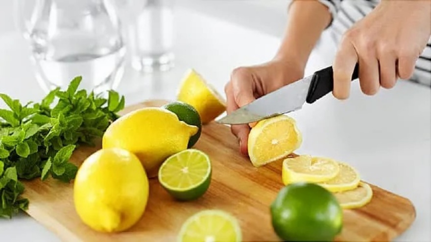 Başucuna Limon Koymanın Şaşırtıcı Faydaları Nelerdir