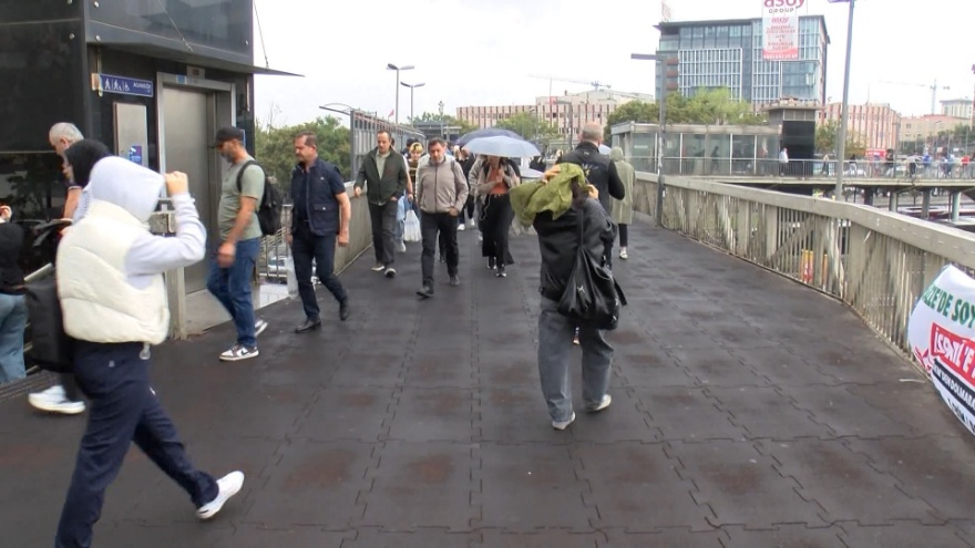İstanbul’da Sabah Yağmuru Trafiği Aksattı4