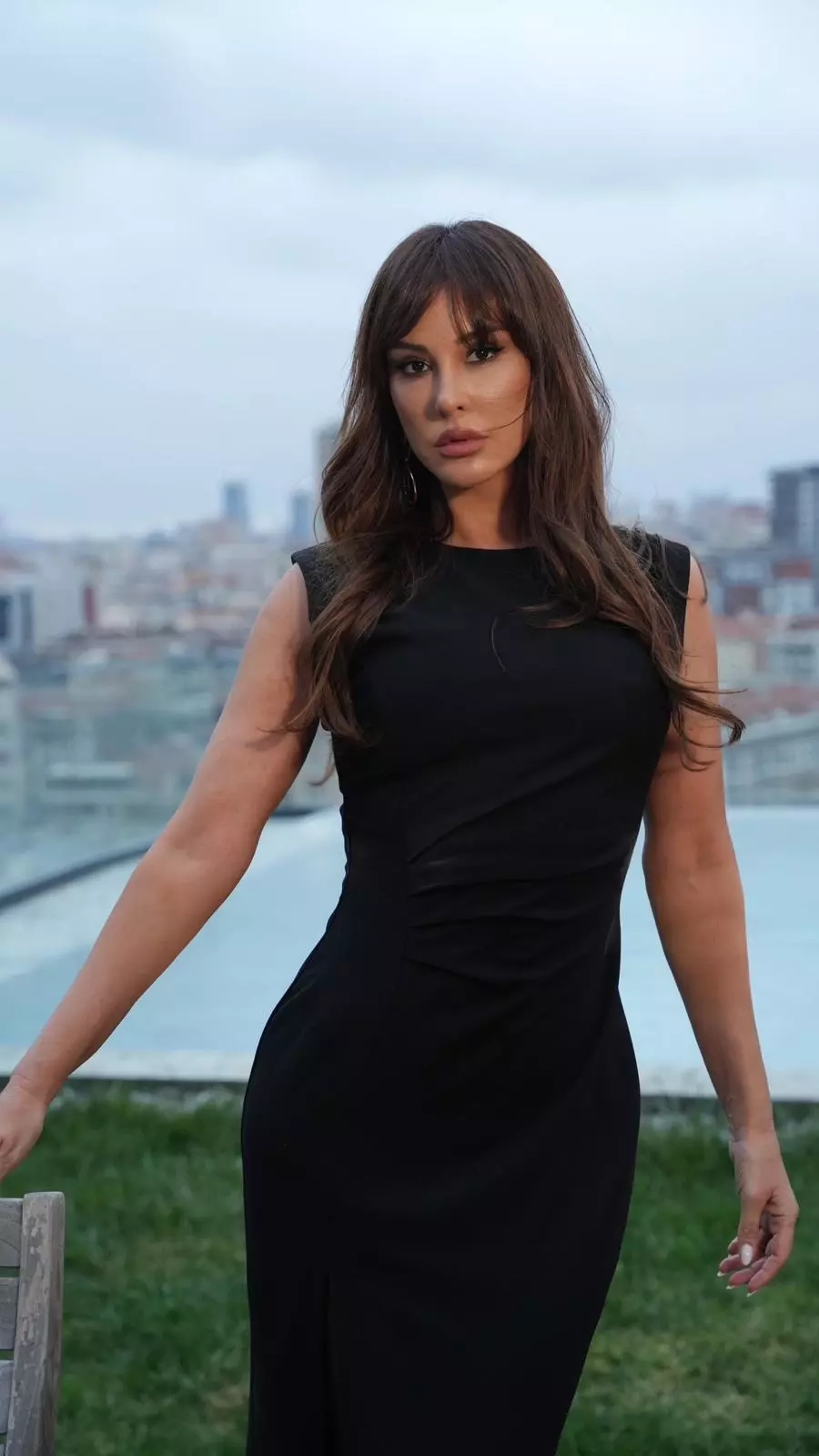 Ebru Destan Eşref Dizisinde