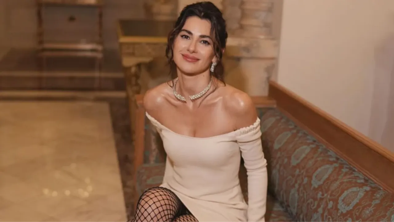 Nesrin Cavadzade'nin Sevgili Kriteri 'Six Pack'! (3)