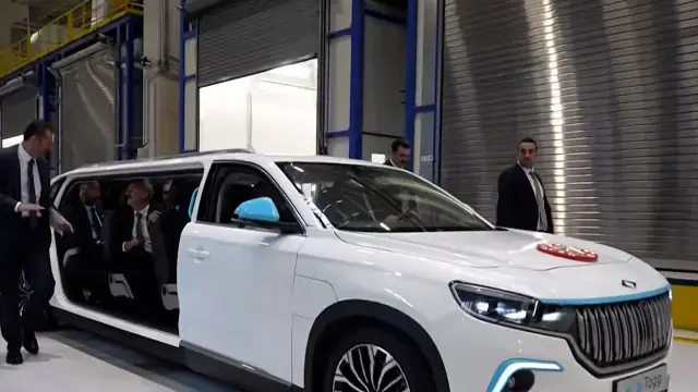 Togg’un Limuzin Modeli İlk Kez Görücüye Çıktı! Cumhurbaşkanı Erdoğan Törene Böyle Geldi1