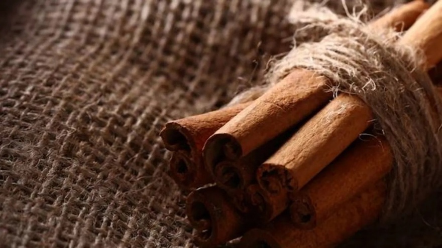 Japonlar Neden Kapılarına Tarçın Asıyor 2