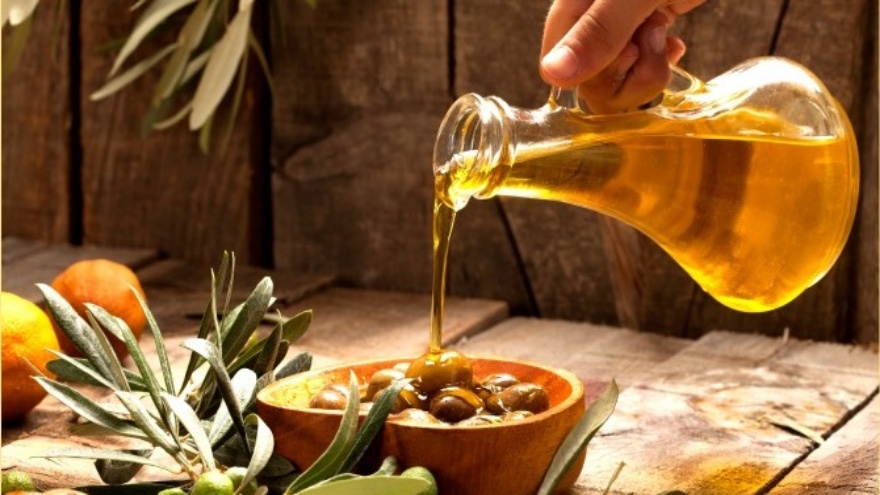 Zeytinyağı Seçerken Hangi Hususlara Dikkat Etmelidir