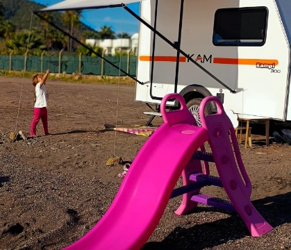 Evimiz Tekerlek Karavanla Doğa Ile İç İçe Yaşamak Mümkün Mü 111