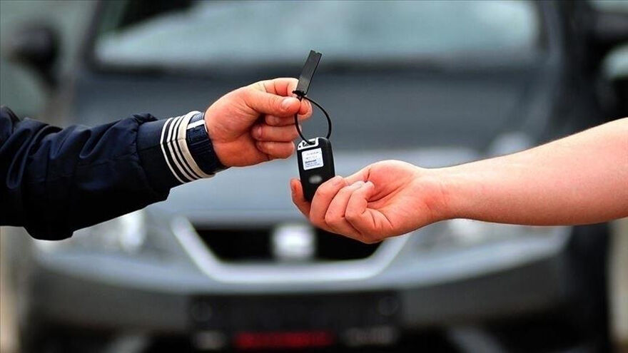 Sıfır Araç Satışları Düşerken, İkinci El Oto Pazarı İlk Yarıda Direndi