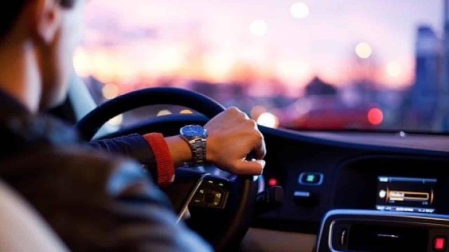 Araba Kullanırken Dinç Kalmak Için Hangi Yöntemler Etkilidir (1)