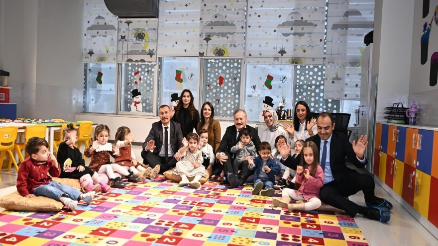 Minikler Mamak Kreşlerinde Karne Heyecanı Yaşadı