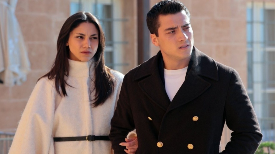 Uzak Şehir 45. Bölümde Neler Olacak Alya Ve Cihan Için Yol Ayrımı Görünüyor2