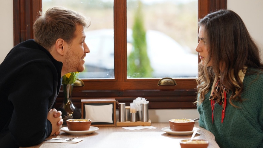 Taşacak Bu Deniz 19. Bölümde Büyük Kaza Eleni Ve Fadime Kurtulabilecek Mi