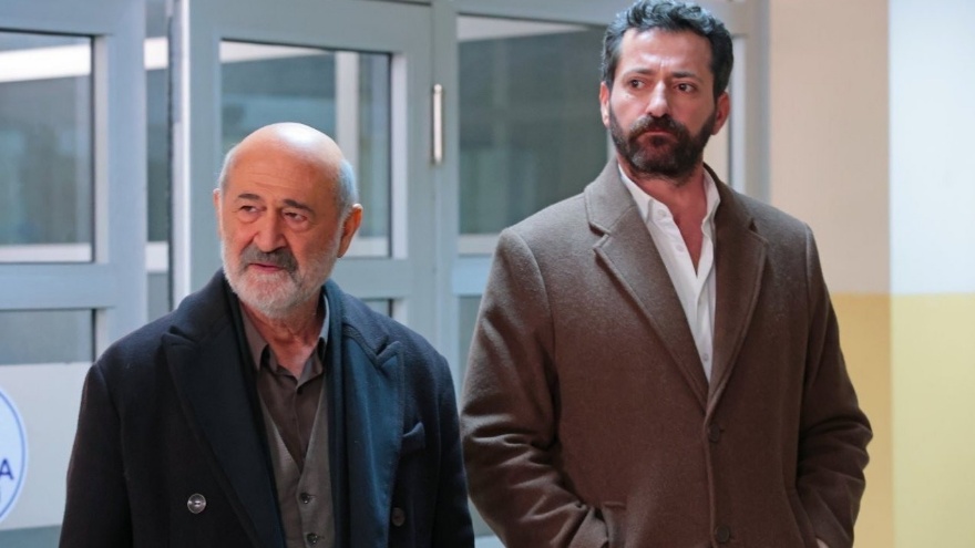 Uzak Şehir Ecmel Boran