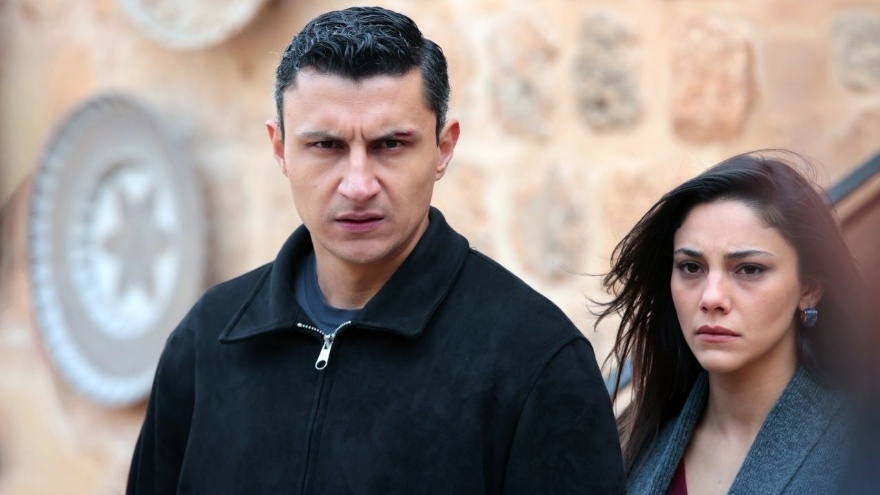 Uzak Şehir Şahin Zerrin