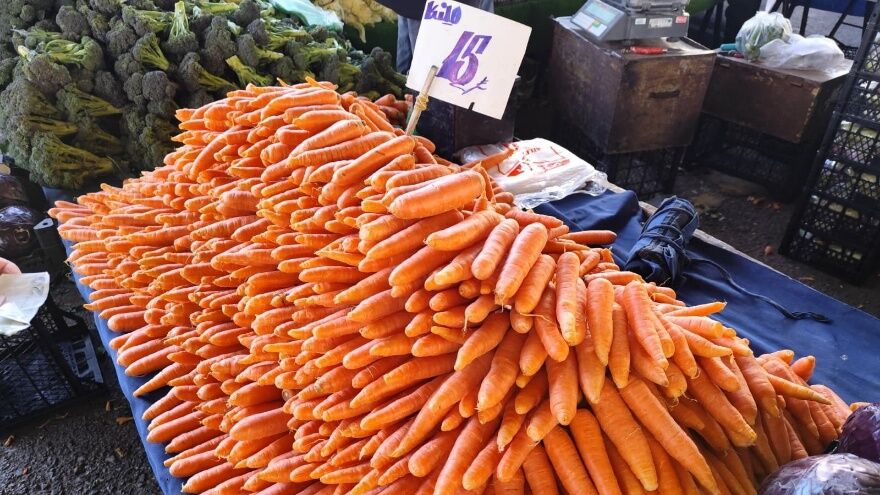 Altındağ Semt Pazarı'nda Ürün Bazlı Fiyat Hareketliliği Yaşandı11