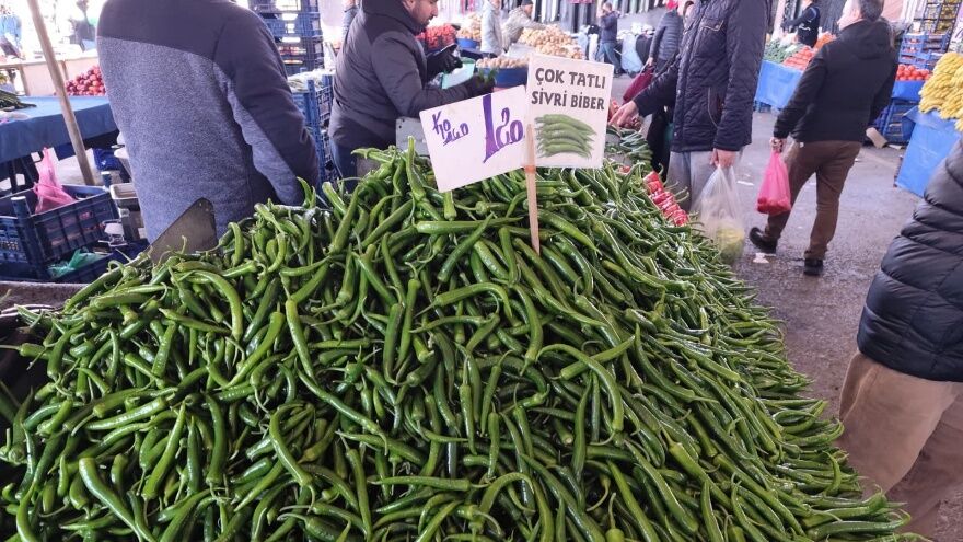 Altındağ Semt Pazarı'nda Ürün Bazlı Fiyat Hareketliliği Yaşandı16
