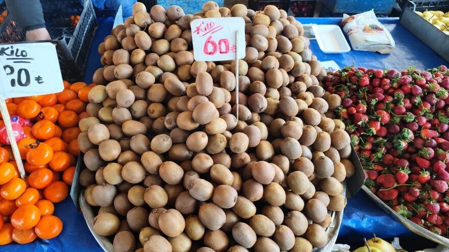 Altındağ Semt Pazarı'nda Ürün Bazlı Fiyat Hareketliliği Yaşandı18 (1)