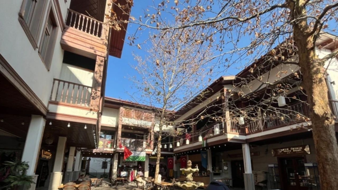 Akşemseddin Bedesteni 2